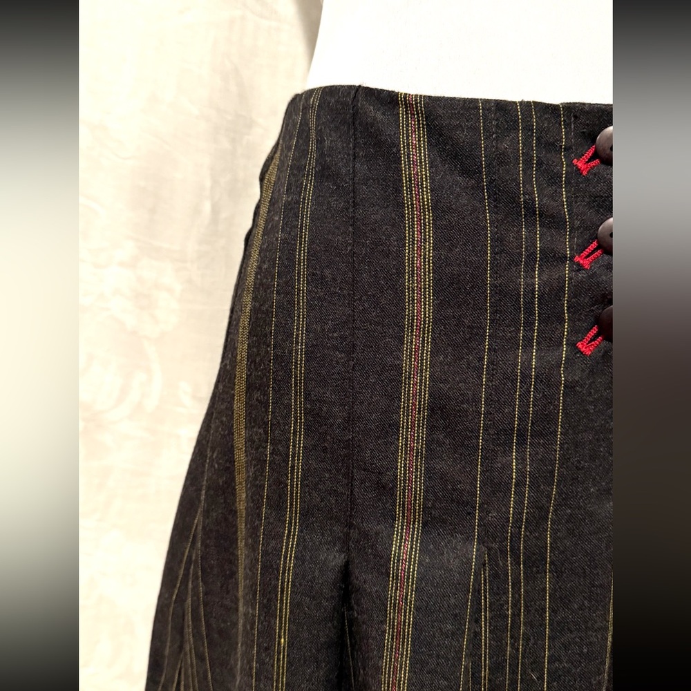 who Asymmetric Pleated Wool-Blend Skirt – Dark Charcoal Pinstripe